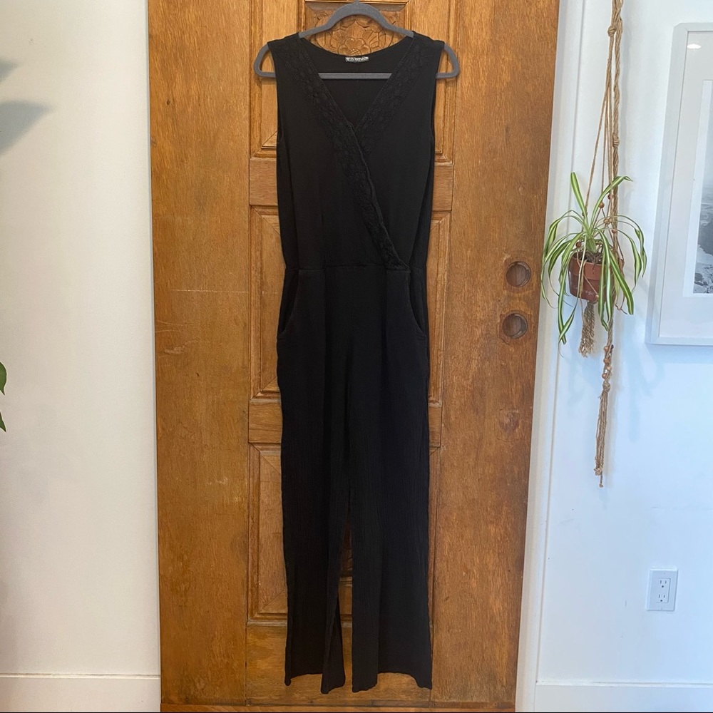 Gauzey Jumpsuit sleeveless pockets black SMALL elastic waist